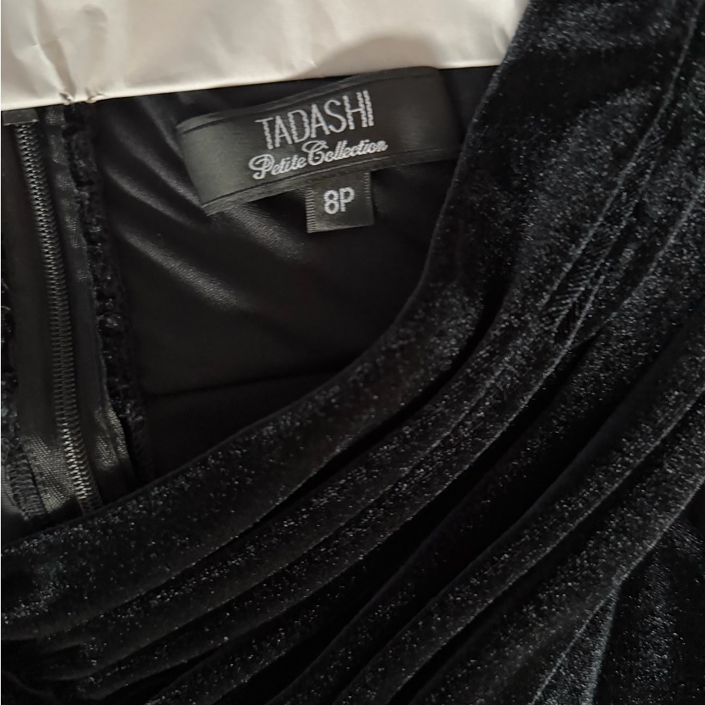 Tadashi Shoji OTS Ocassion Dress - Picture 4 of 7